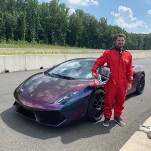 Meet your Posher, Eric